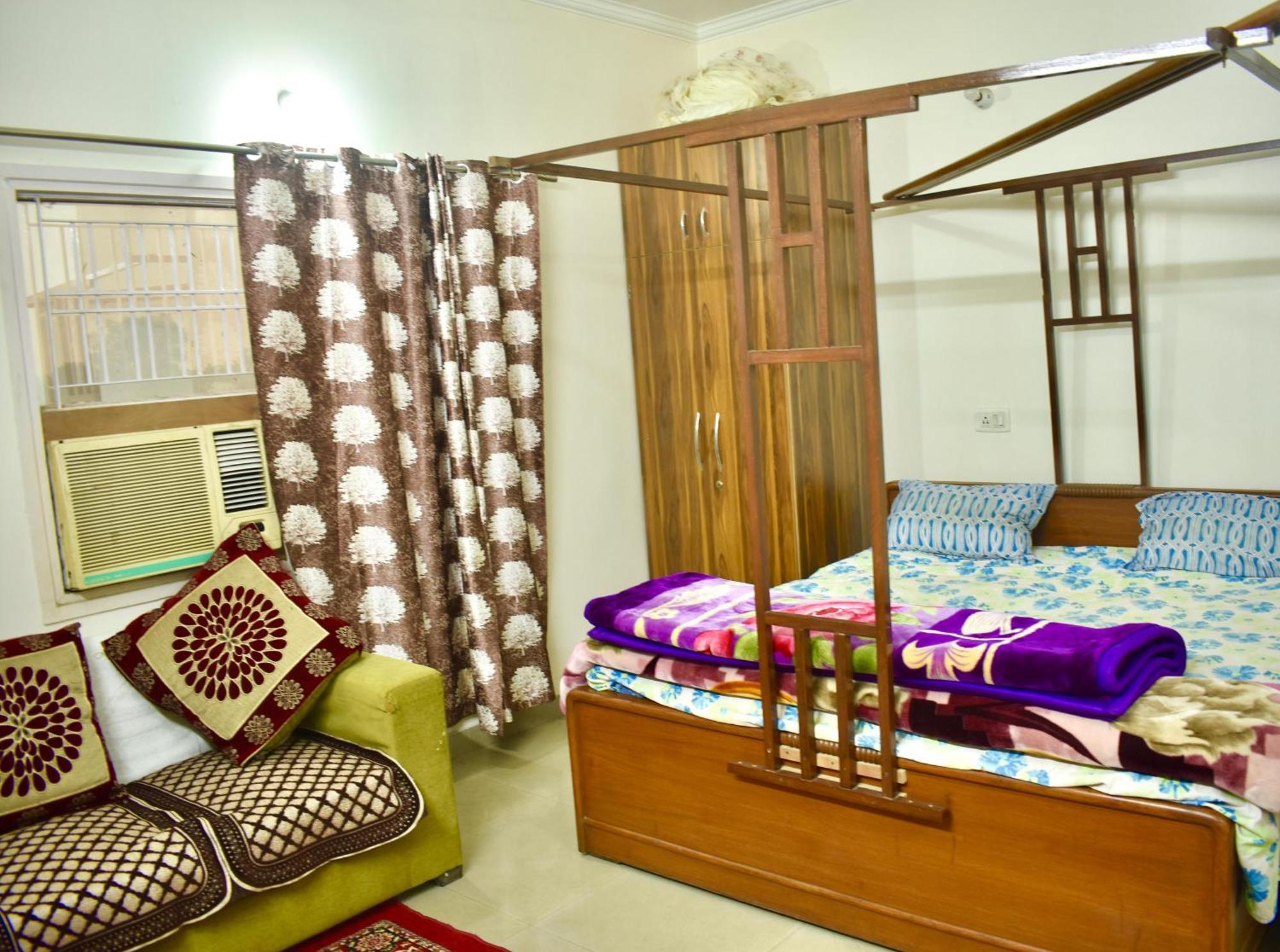 Abhilasha Villa 法里达巴德 外观 照片
