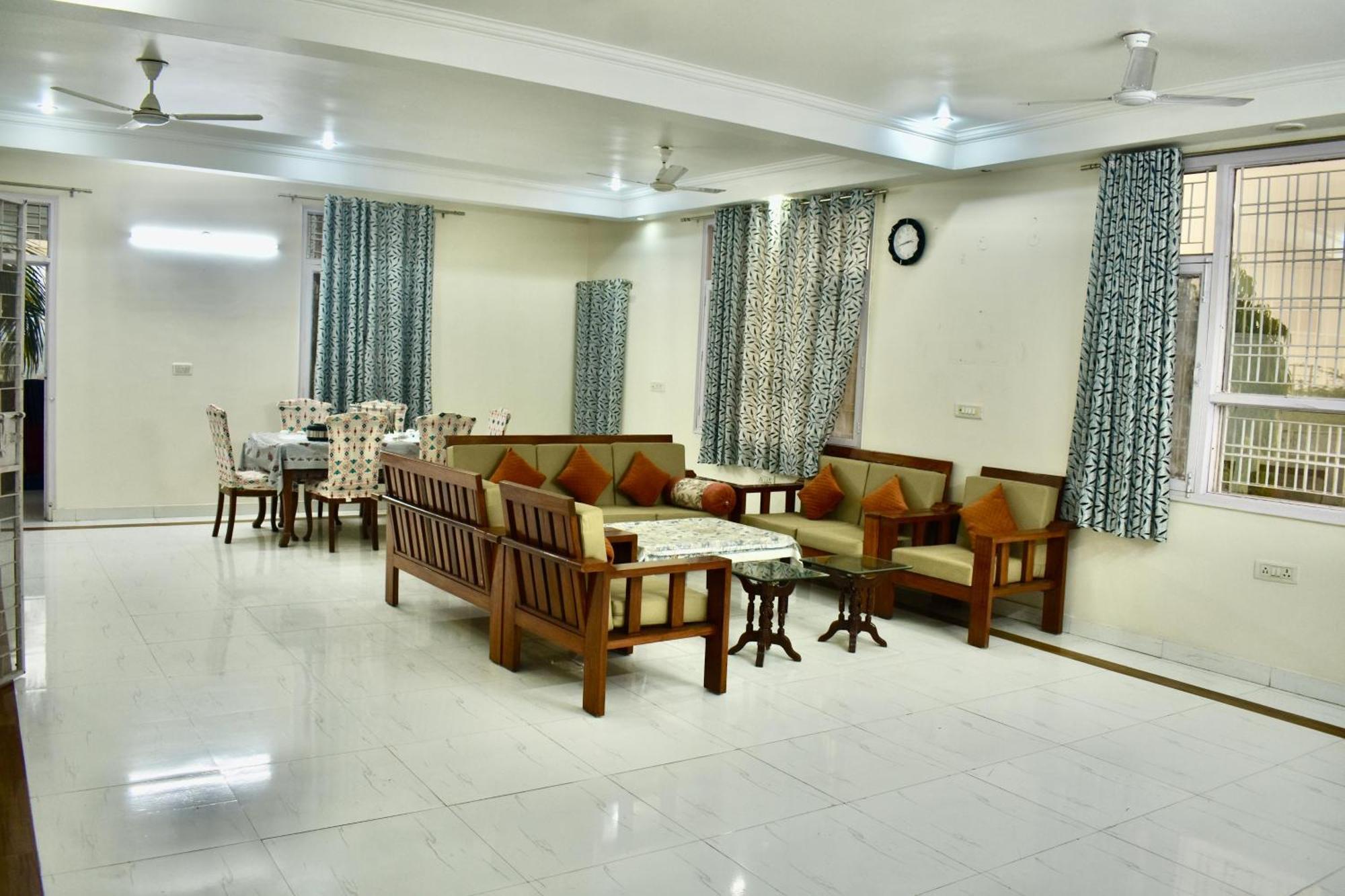 Abhilasha Villa 法里达巴德 外观 照片
